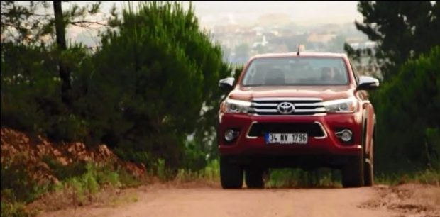 Toyota Hilux'ın Otomatik Vitesli 4x2 Versiyonu da Piyasada 2 surus