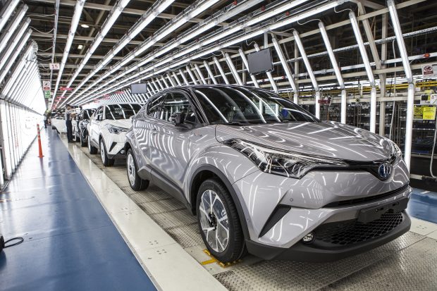 Toyota C-HR Sakarya'daki Fabrika'nın Üretim Bandından İndi 2 c-hr_2