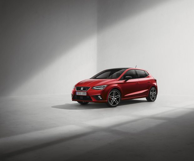 Şimdiye Kadar Üretilenlerin En İyi Olduğu İddiasıyla Tanıtıldı: Seat Ibiza 1 Seat, bugüne kadar üretilen "en iyi Ibiza" olarak tanımladığı modelinin beşinci neslini tanıttı. Ibiza, Mart ayında Cenevre Otomobil Fuarı'nda tanıtılacak.