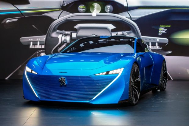 Peugeot Sürdürülebilir Mobilite ve Otonom Sürüşte İddiasını Ortaya Koydu 2 Peugeot Instinct Concept