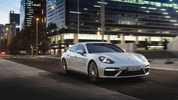 Cenevre Motor Show Yeni Dünya Prömiyerlerine Ev Sahipliği Yapacak 10 Porsche Panamera Turbo S E Hybrid1