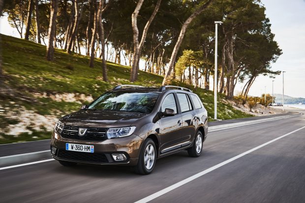 Dacia İstanbul Autoshow'da Yenilenen Model Ailesini Sergileyecek 1 dacia istanbul autoshow