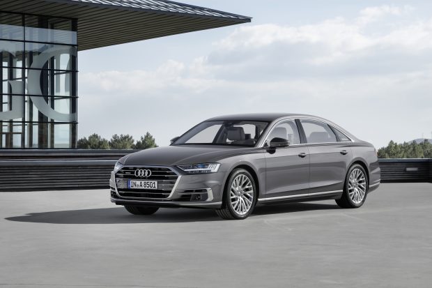 Audi A8 Frankfurt Otomobil Fuarı Öncesi Tanıtıldı 1 Audi A8 1