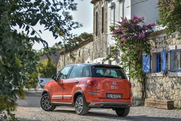 Fiat 500L Türkiye'de satışa sunuldu 2 MET 4903