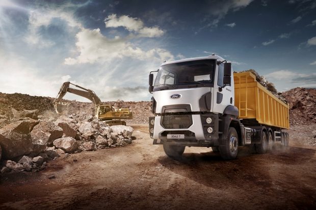 Ford Trucks 6x4 Çekici Modeli 3542T Satışa Sunuldu 2 Ford Trucks 3542T Tipper