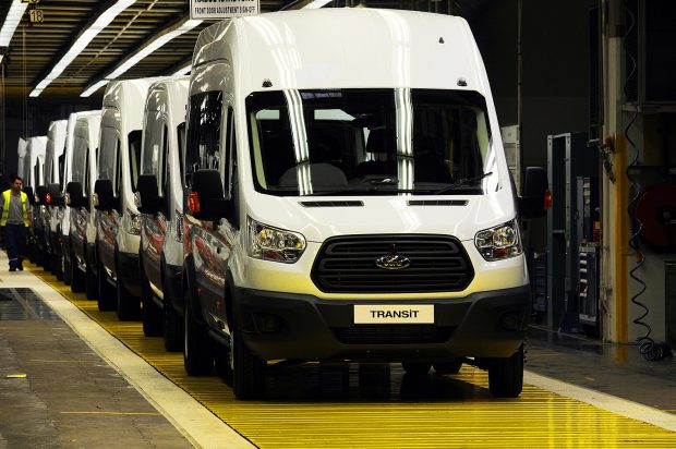 Ford Yeni 2.0 EcoBlue Motorunu Ticari Araçlarında Sunmaya Başladı 1 Ford Transit EcoBlue