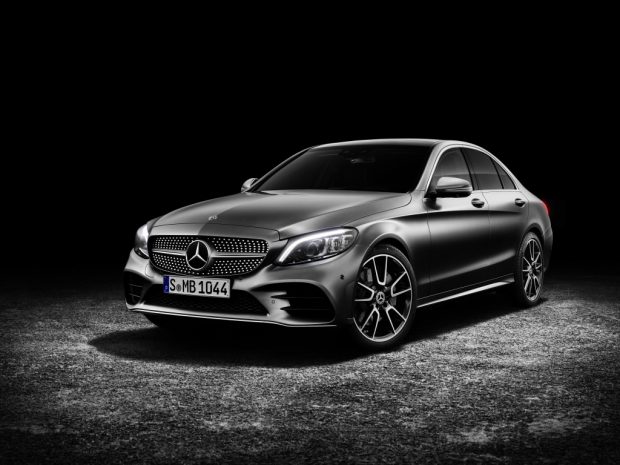 Makyajlı Mercedes-Benz C-Serisi Cenevre Otomobil Fuarı Öncesi Tanıtıldı 1 c serisi 1