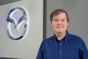 Avrupalı Sürücüler Hala Benzinli ve Dizel Motorlara Olumlu Bakıyor 2 jeff guyton mazda