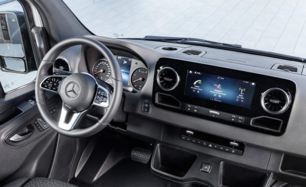 Mercedes-Benz Sprinter'in Üçüncü Nesli Tanıtıldı 2 mercedes benz sprinter 2