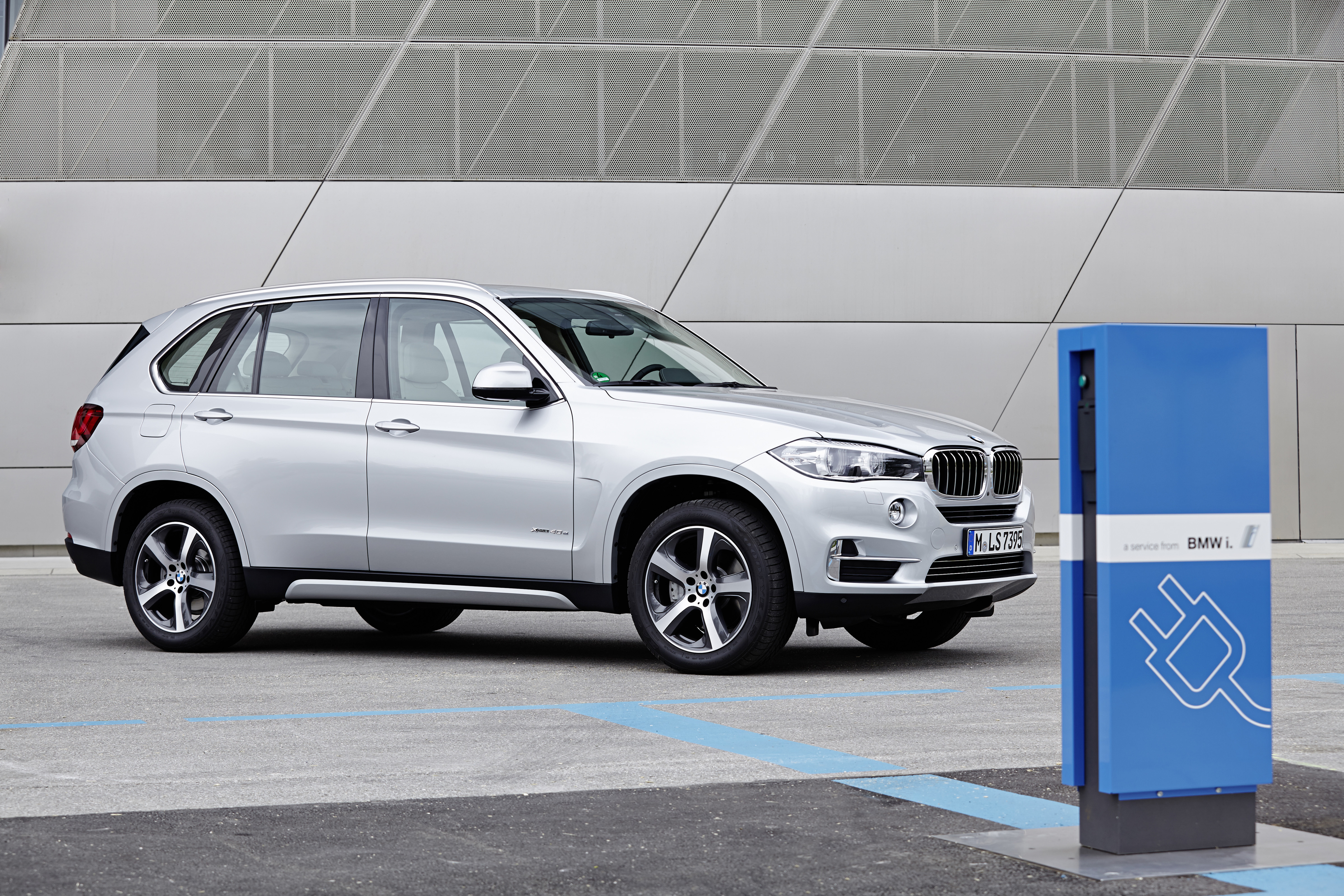 The new BMW X5 with eDrive