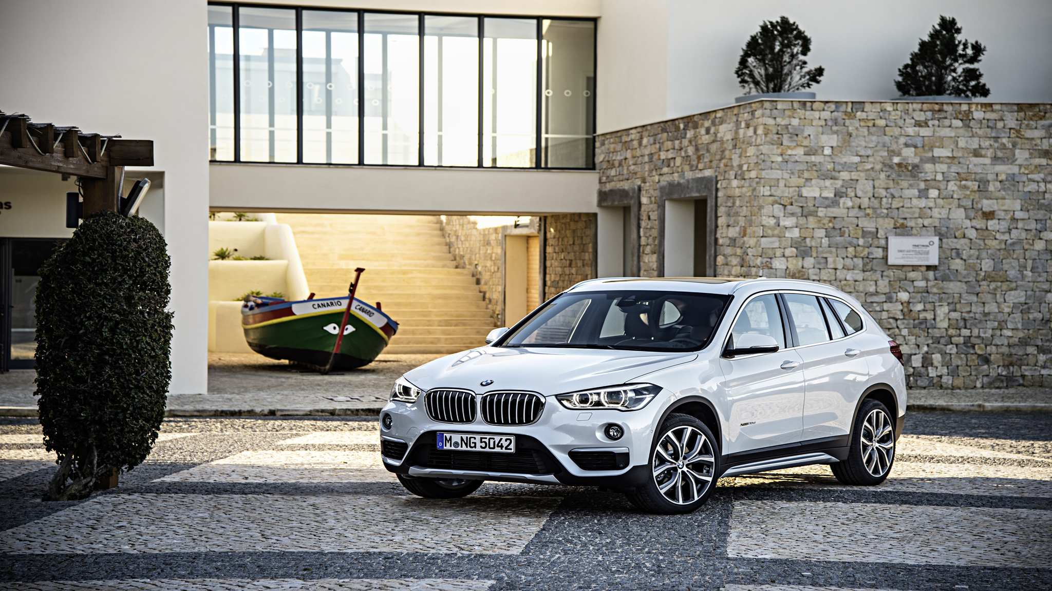 Car of the Year 2016 35