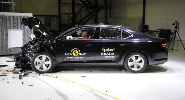 Skoda Superb Euro Ncap Crash Test Skoda Superb Euro Ncap Crash Test