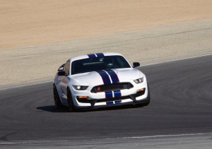 Ford Mustang Shelby GT350 07