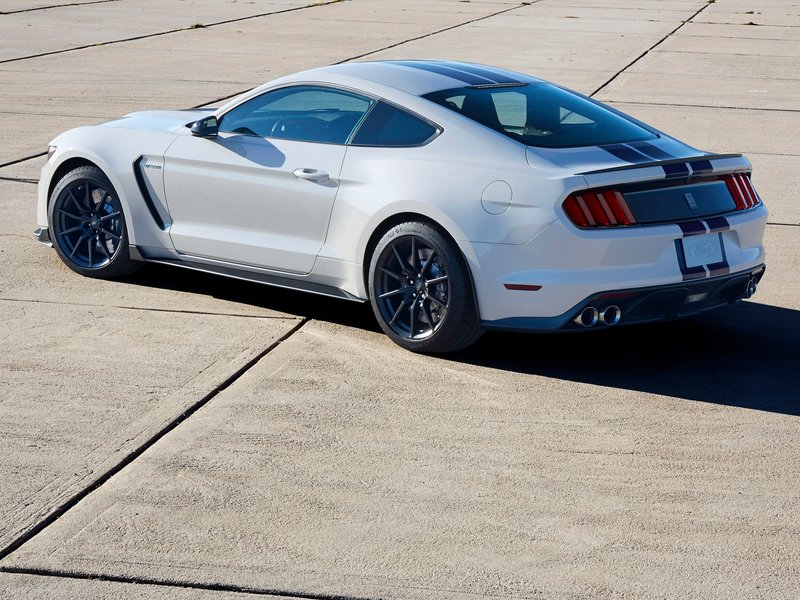 Ford Mustang Shelby GT350 10