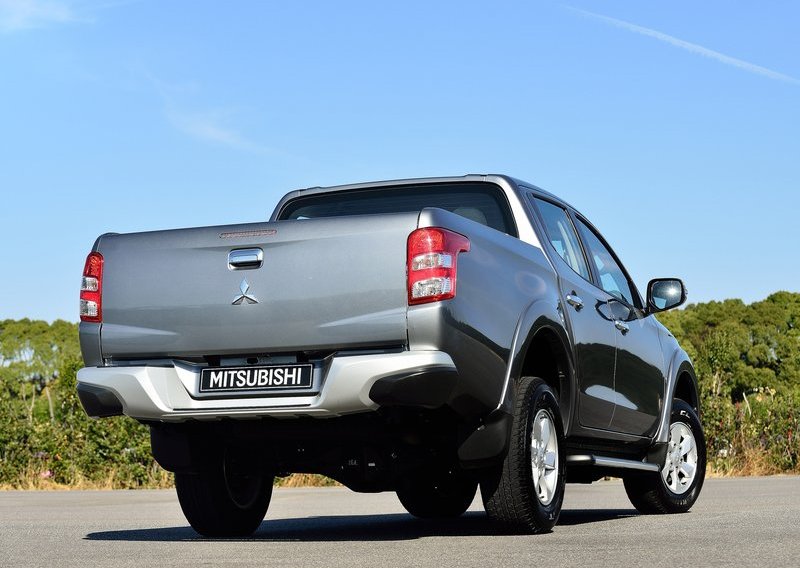 Mitsubishi L200 10
