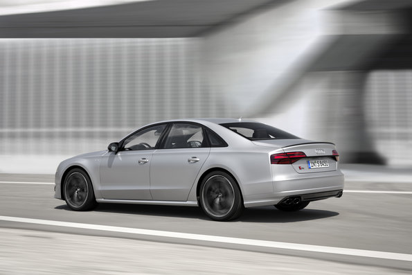 audi s8   11