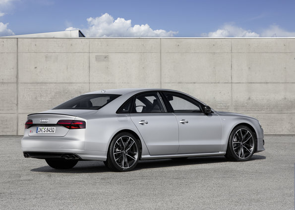 audi s8   6