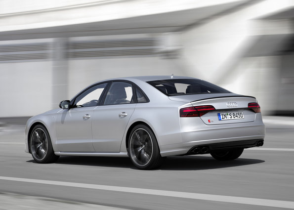 audi s8   9