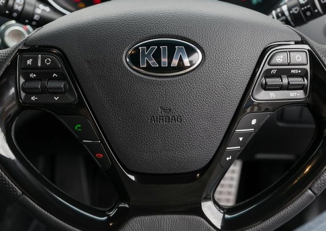 Kia Pro Ceed GT Line 8