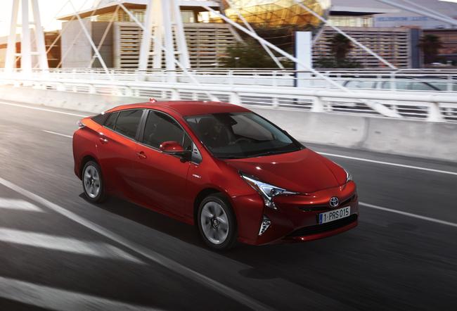 PRIUS 1 8