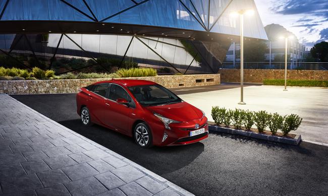 PRIUS 1 9