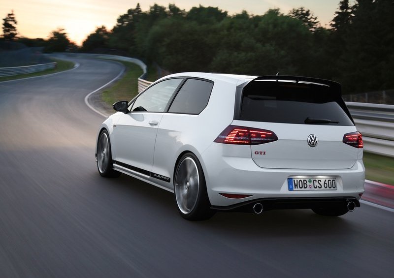 Volkswagen Golf GTI 8