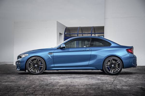 BMW M2 1 12