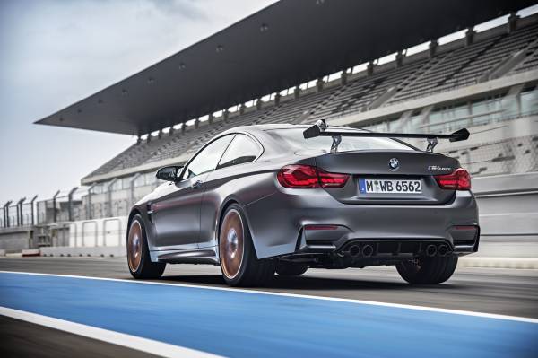 BMW M4 GTS 31