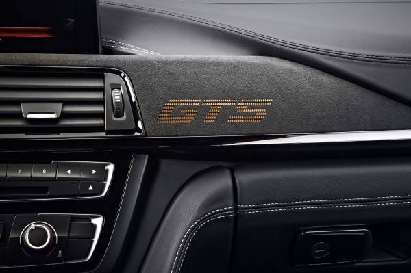 BMW M4 GTS 41