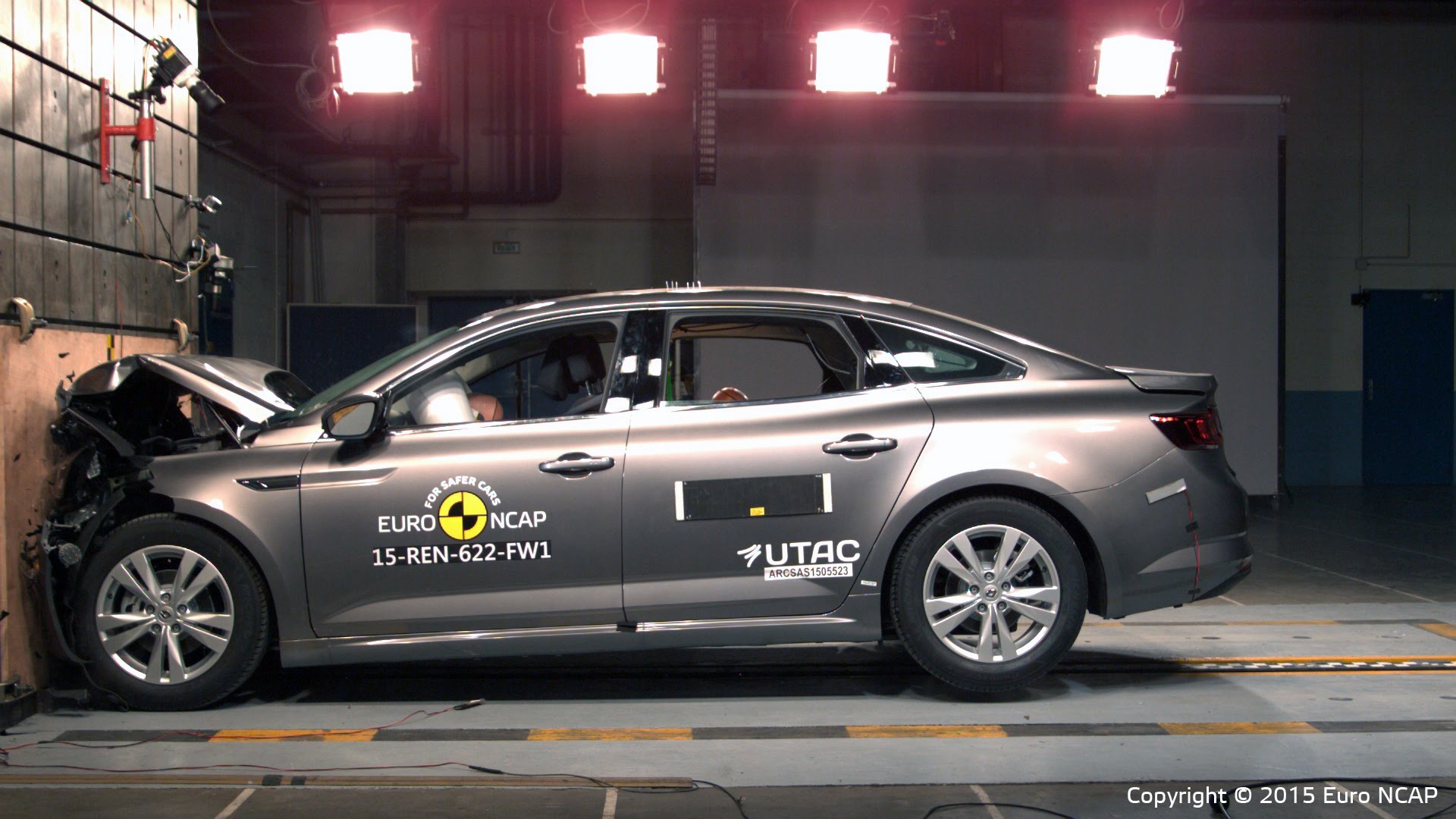 Renault Talisman Crash Test Renault Talisman Crash Test