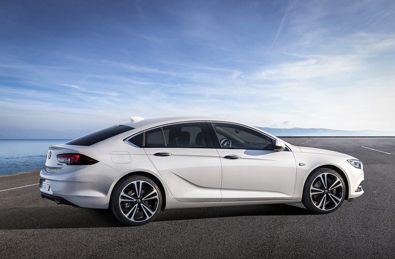 Opel Insignia Grand Sport 8