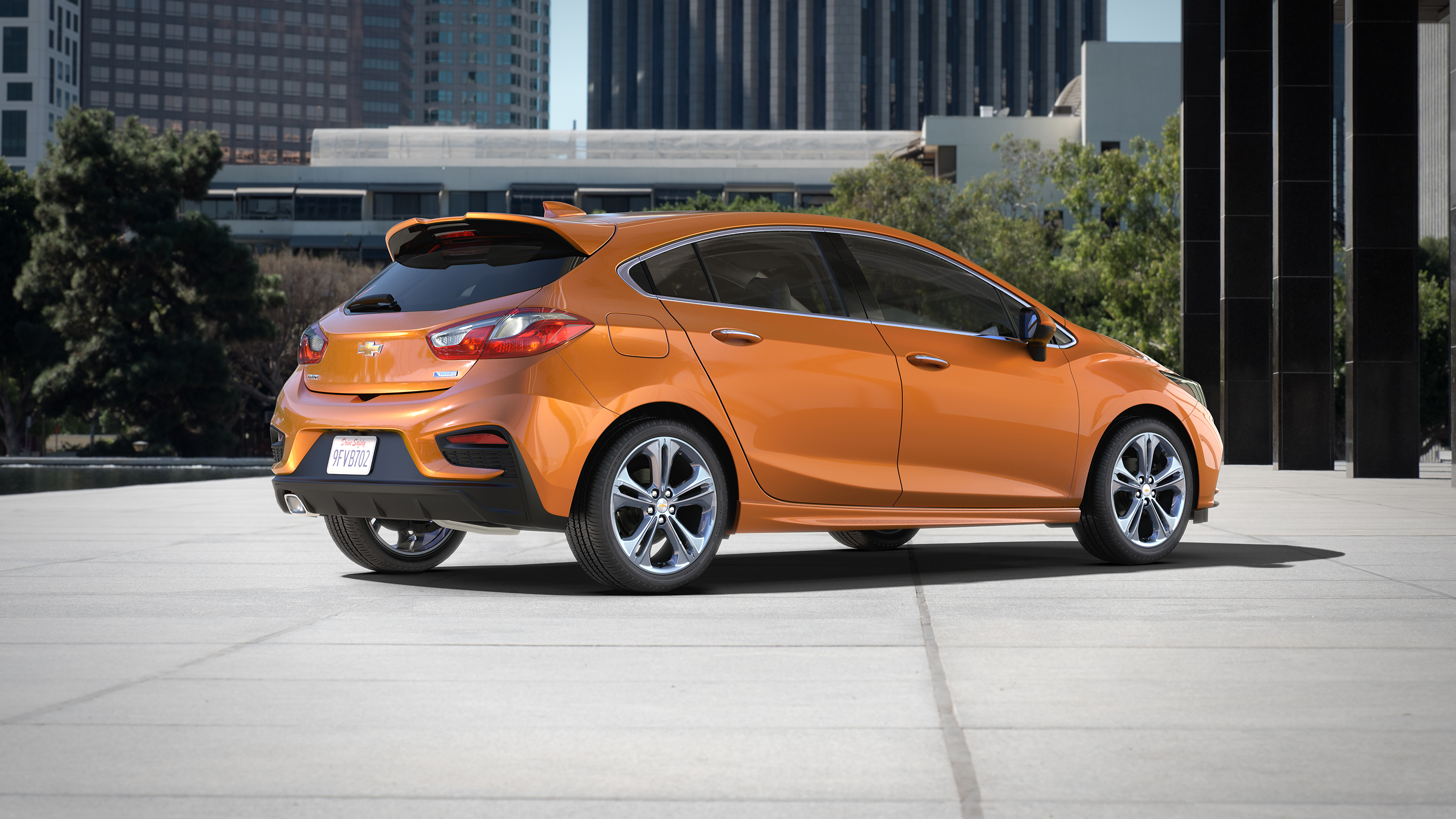 2017 Chevrolet CruzeHatch 002