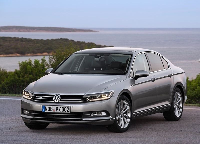 3 Volkswagen Passat