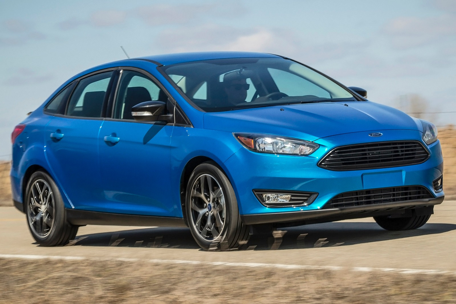 7 Ford Focus Sedan