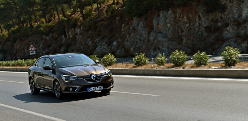 Renault’tan Binek Otomobil ve Ticari Araçlarda Sıfır Faiz Kampanyası