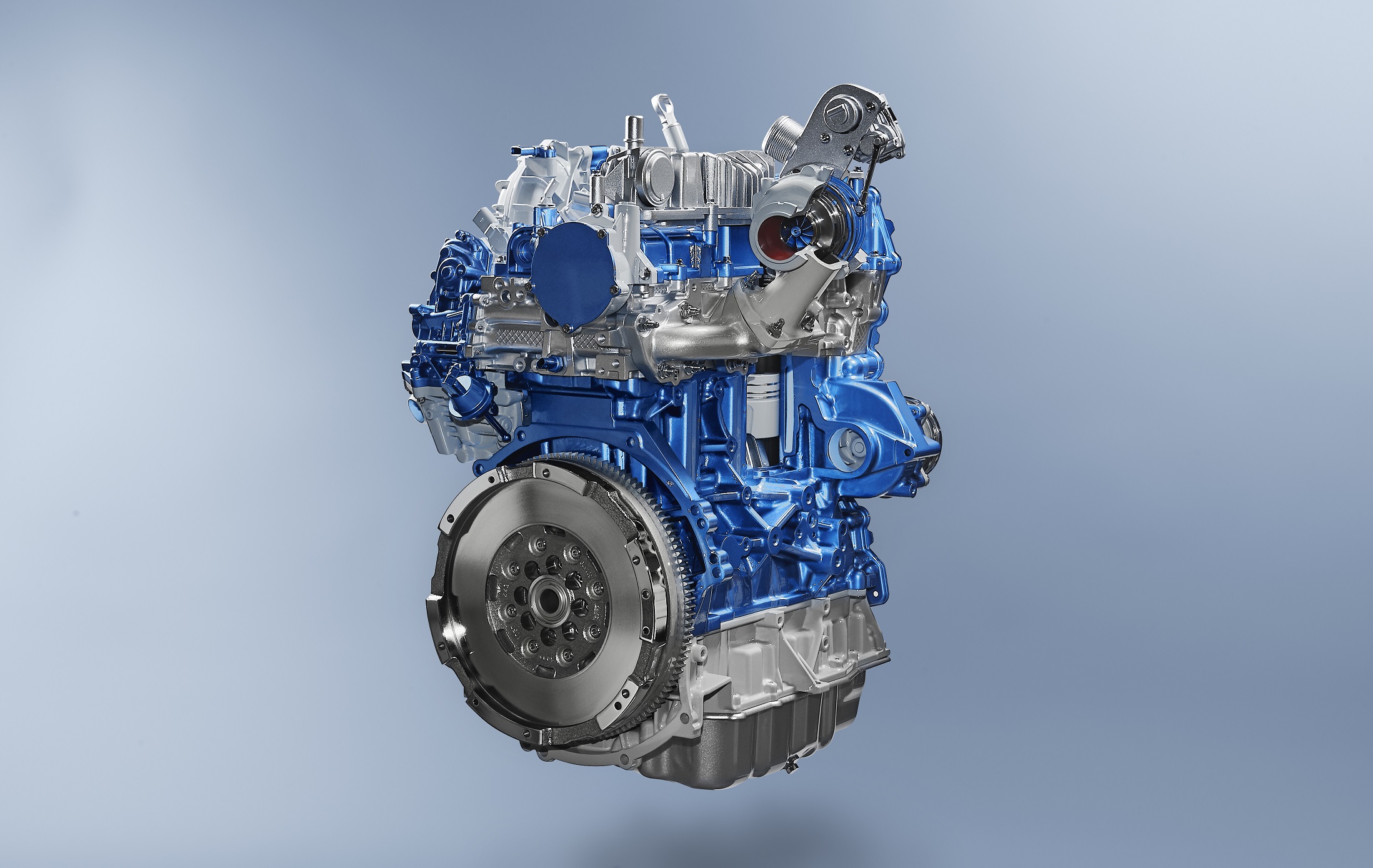 Ford Yeni 2.0 EcoBlue Motorunu Ticari Araçlarında Sunmaya Başladı