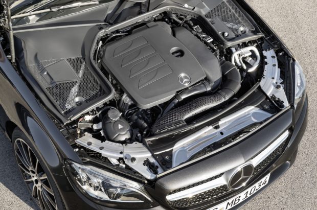 Mercedes-Benz C Serisi Coupe ve Cabriolet Tanıtıldı 4 Mercedes Benz C Serisi Coupe motor