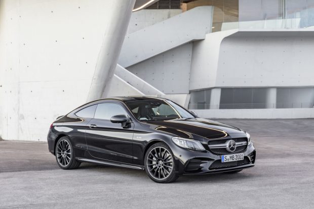 Mercedes-Benz C Serisi Coupe ve Cabriolet Tanıtıldı 2 Mercedes Benz C Serisi Coupe on