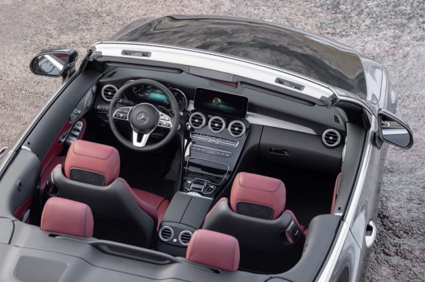 Mercedes-Benz C Serisi Coupe ve Cabriolet Tanıtıldı 3 Mercedes Benz C Cabriolet ic