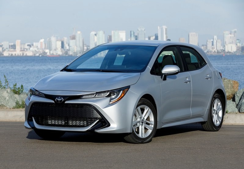 Toyota Corolla HB 01