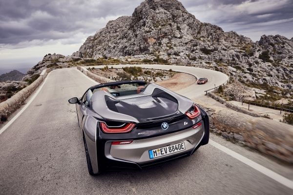 bmw i8 coupe 2