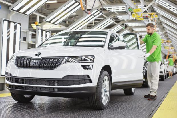 Karoq'un Üretimi Aşırı Talep Nedeniyle Almanya'ya Taşınıyor 1 skoda karoq uretim