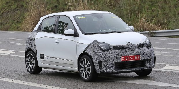 Renault Twingo'nun Makyaj Çalışmaları Testte Yakalandı 1 twingo