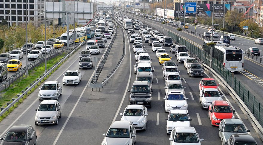 Türkiye’de Trafiğe Kayıtlı Araç Sayısı 23 Milyona Yaklaştı