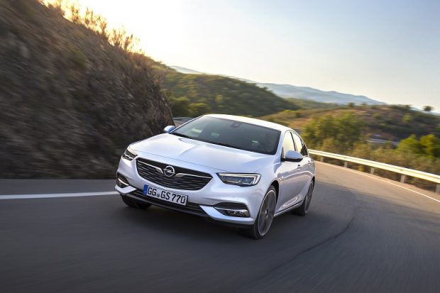 Opel Amiral Gemisi Modeli Insignia Yeni Benzinli Motor Seçeneğine Kavuştu 1 Opel Insignia yeni benzinli motor