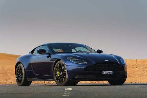 Aston martin DB11 AMR 1