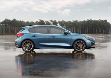 2020 ford focus st 3
