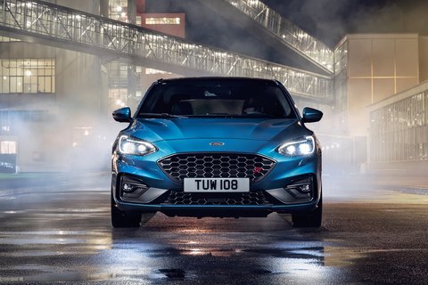 2020 ford focus st 8