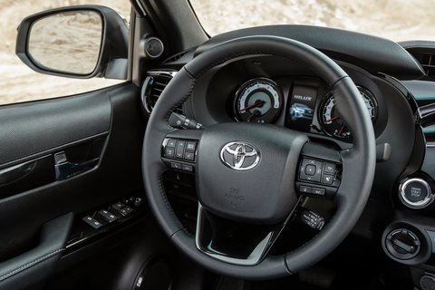 Toyota Hilux Special Edition 12