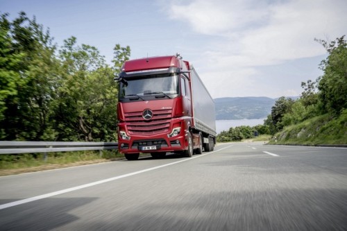 Yeni Mercedes-Benz  Actros Çekiciler Roadshow ile Türkiye’yi Geziyor
